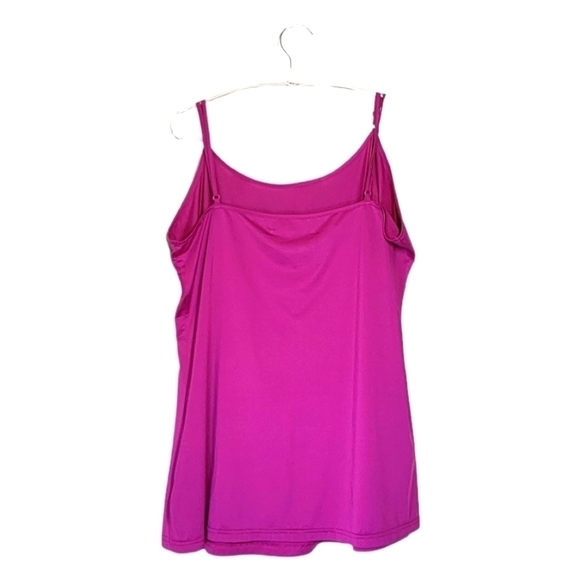 Kardashian KURVES - Picture 2 of 3